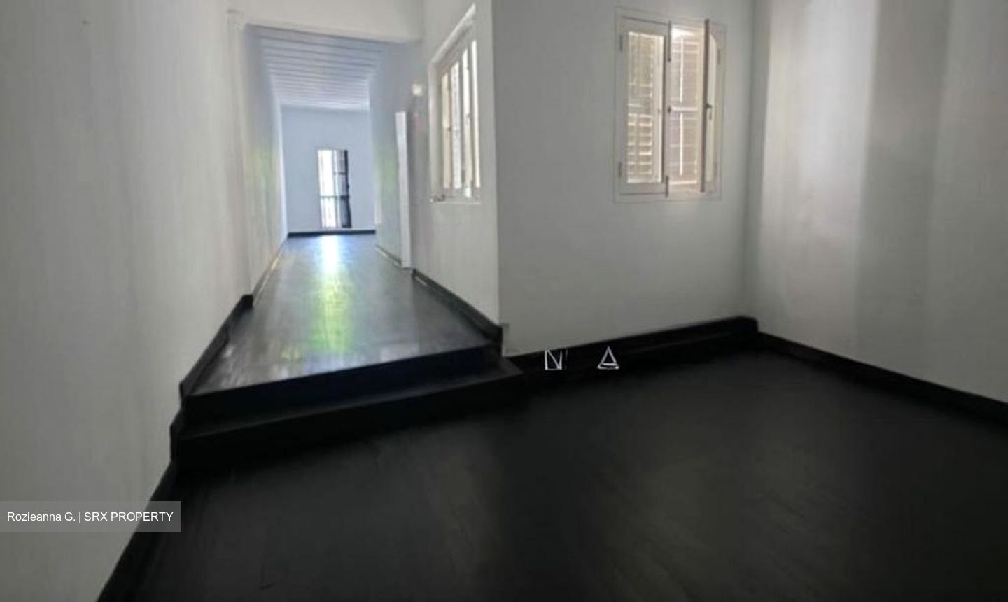 Textile Centre (D7), Shop House #498464491